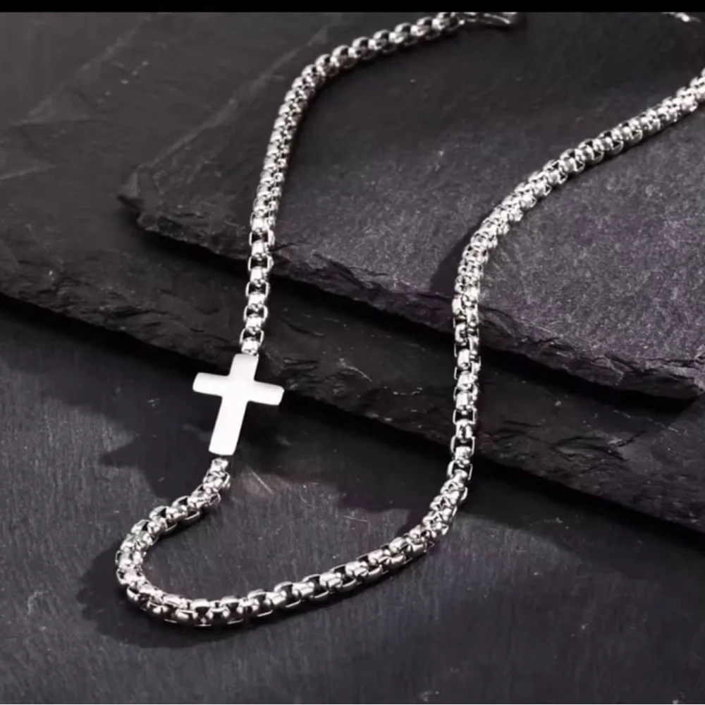 Men’s silver stainless steel sideways cross box chain necklace